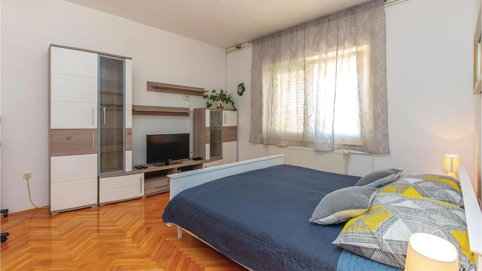 Lovely Apartment In Jadranovo With Wifi Croatia